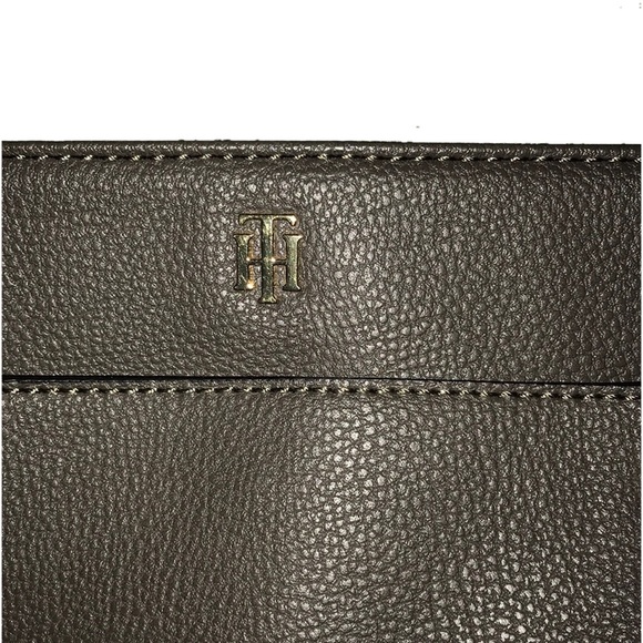 Tommy Hilfiger Extra Large Grey Tote Bag - Picture 7 of 9